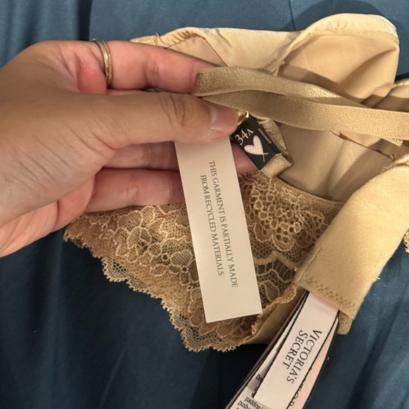 NWT Victoria Secret Push Up Without Pad Bra - Picture 6 of 7